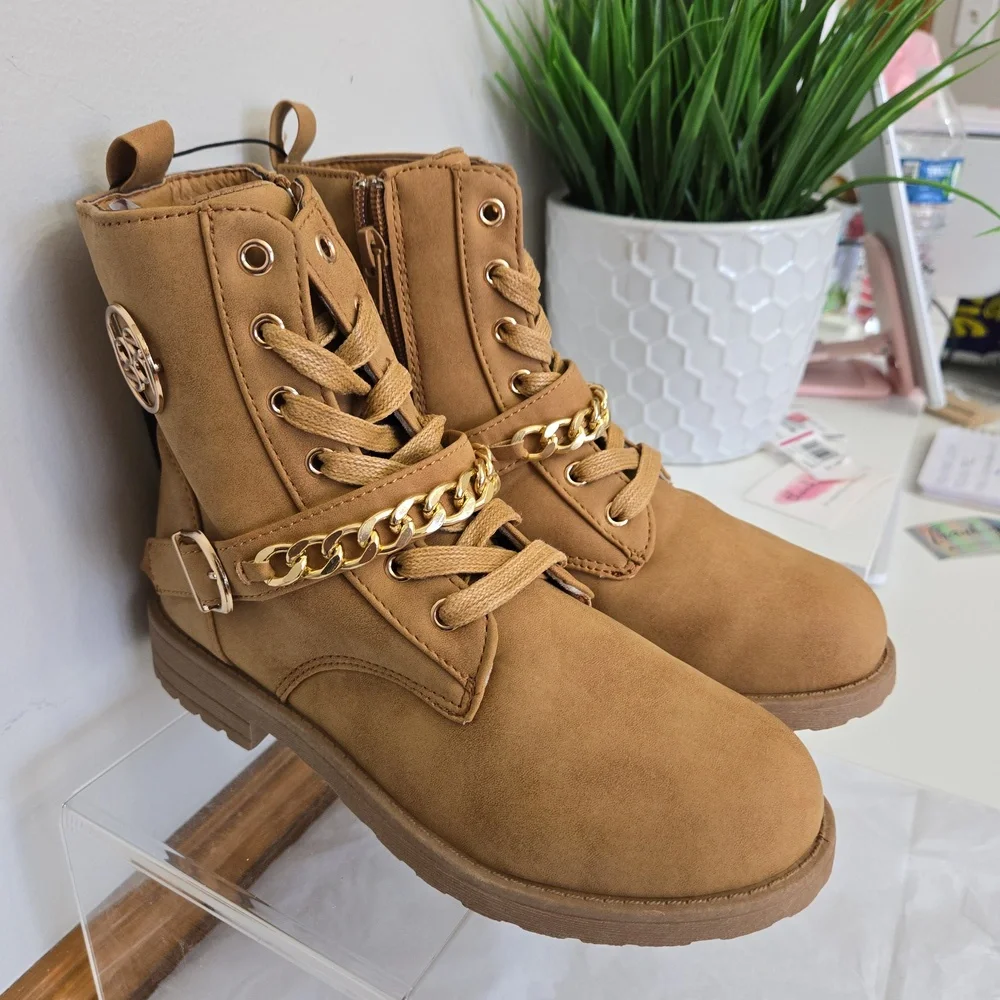 NWT Bebe Girl Stylish Tan Ankle Boots with Chain Detail
